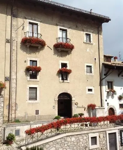 Dependance Fresilia 2* Opi